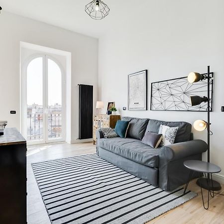 Bmga L Glam Industrial 3-Bed Apartment In Termini โรม ภายนอก รูปภาพ