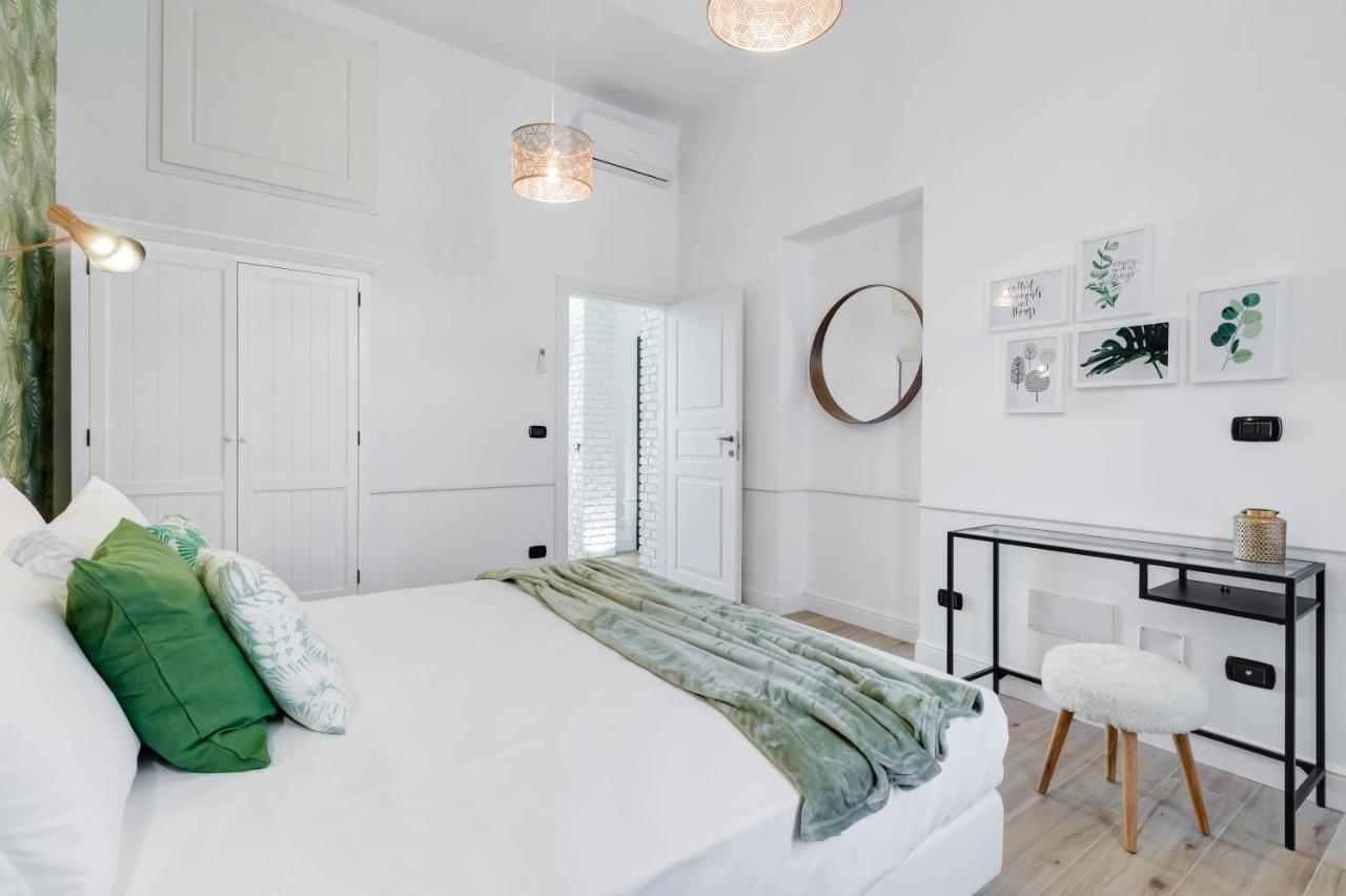 Bmga L Glam Industrial 3-Bed Apartment In Termini โรม ภายนอก รูปภาพ