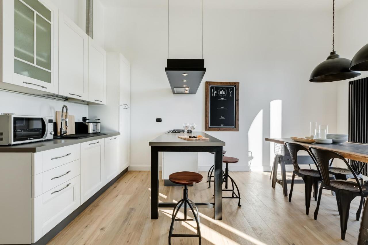 Bmga L Glam Industrial 3-Bed Apartment In Termini โรม ภายนอก รูปภาพ
