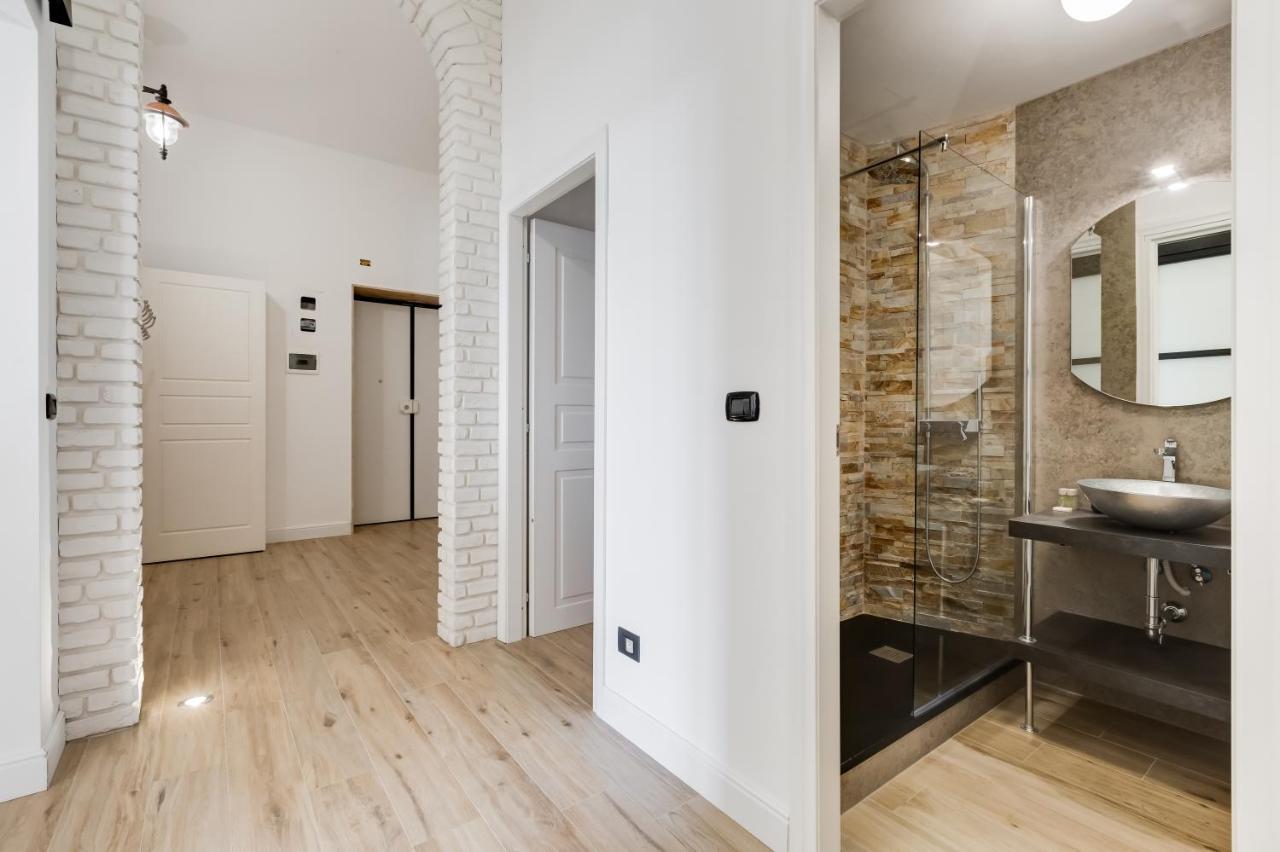 Bmga L Glam Industrial 3-Bed Apartment In Termini โรม ภายนอก รูปภาพ