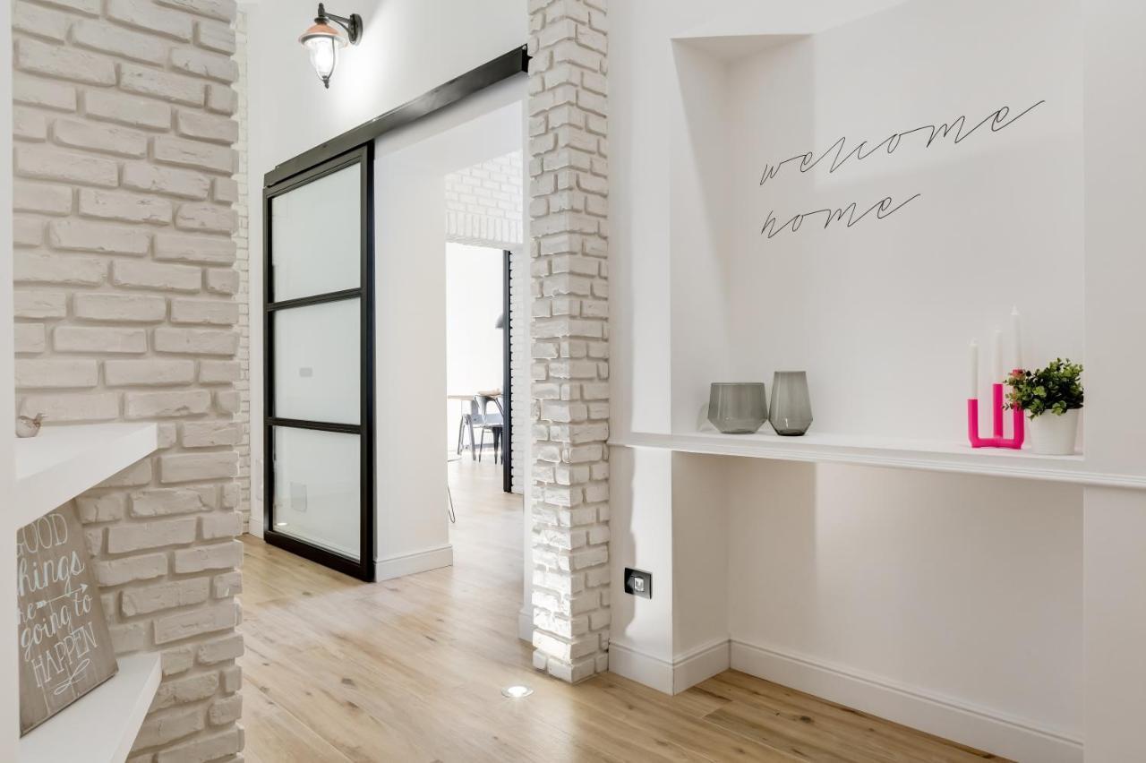 Bmga L Glam Industrial 3-Bed Apartment In Termini โรม ภายนอก รูปภาพ