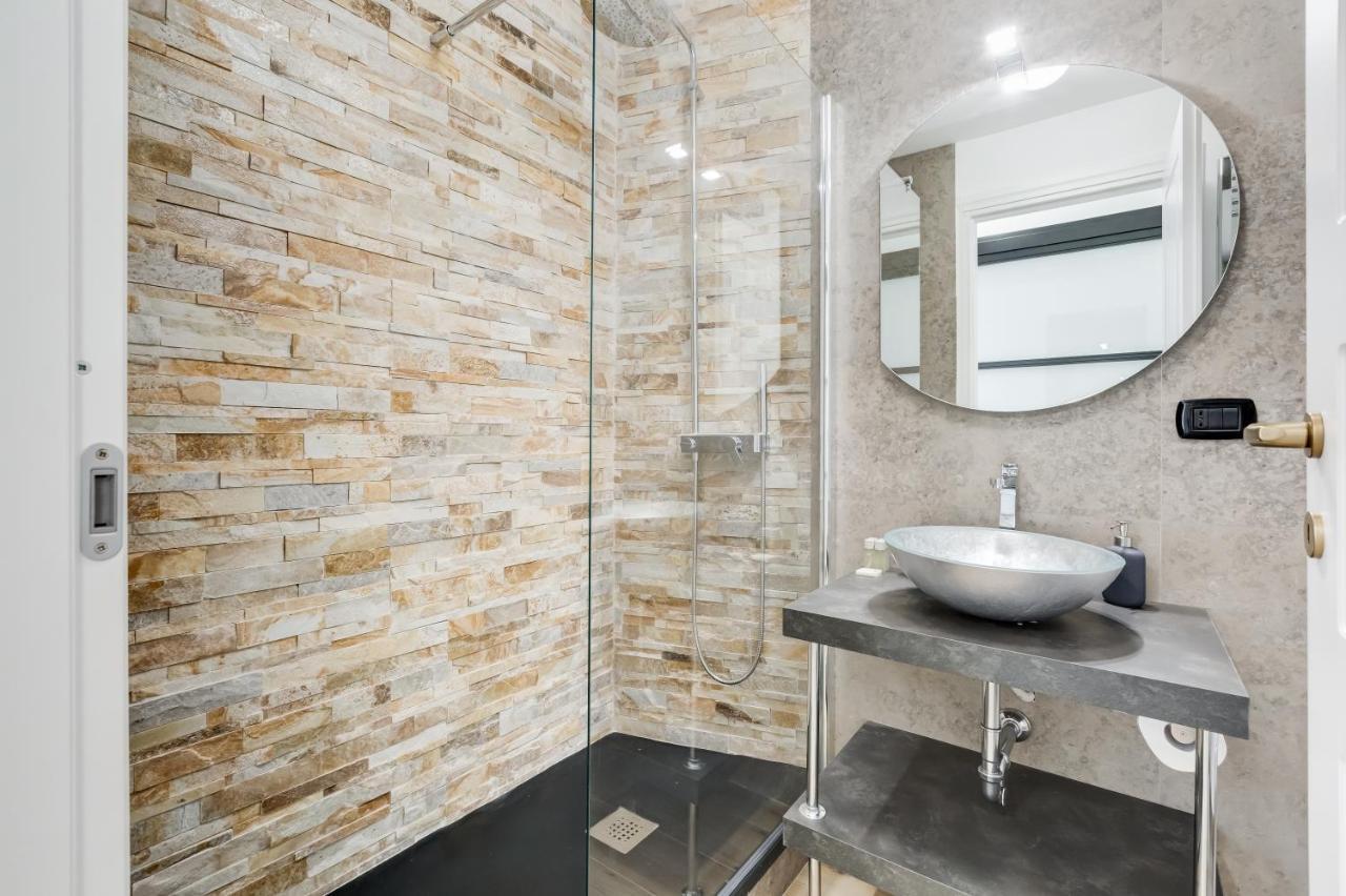 Bmga L Glam Industrial 3-Bed Apartment In Termini โรม ภายนอก รูปภาพ