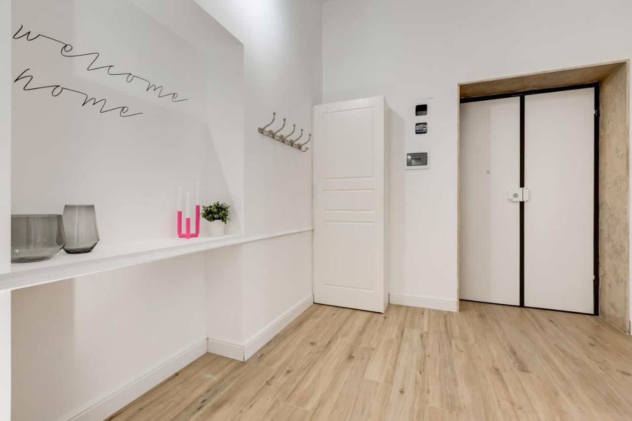 Bmga L Glam Industrial 3-Bed Apartment In Termini โรม ภายนอก รูปภาพ