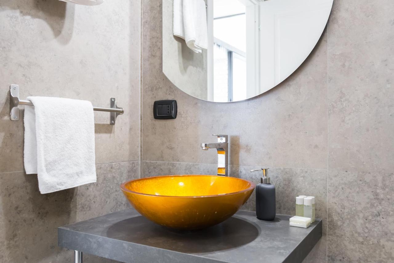 Bmga L Glam Industrial 3-Bed Apartment In Termini โรม ภายนอก รูปภาพ
