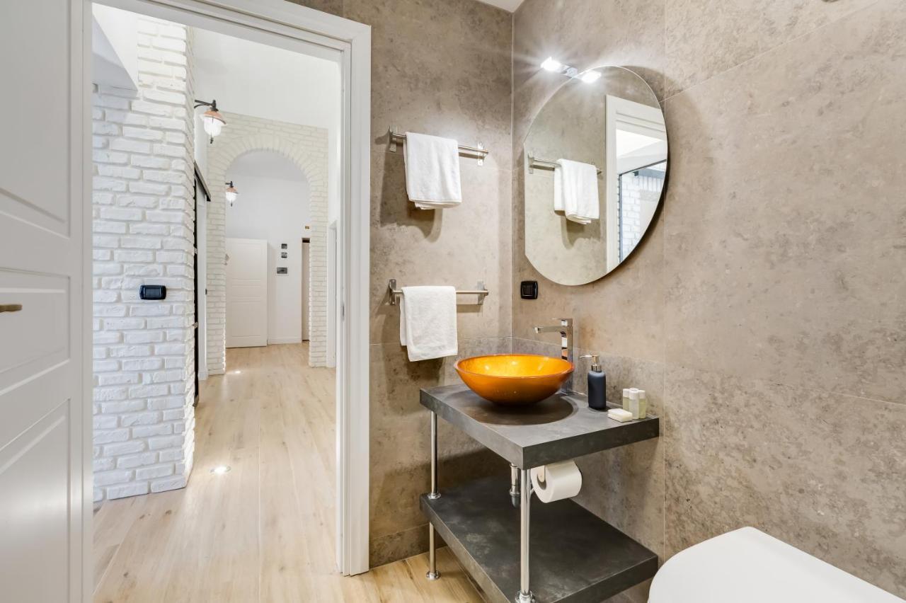 Bmga L Glam Industrial 3-Bed Apartment In Termini โรม ภายนอก รูปภาพ