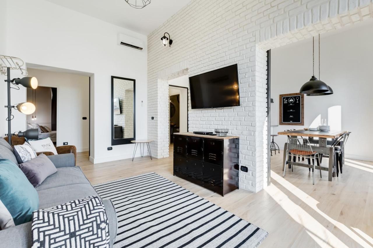 Bmga L Glam Industrial 3-Bed Apartment In Termini โรม ภายนอก รูปภาพ